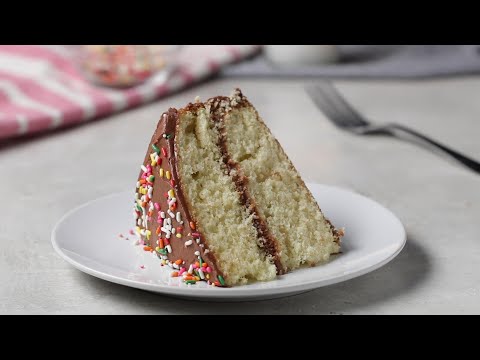 How To Make The Perfect Classic Yellow Cake
