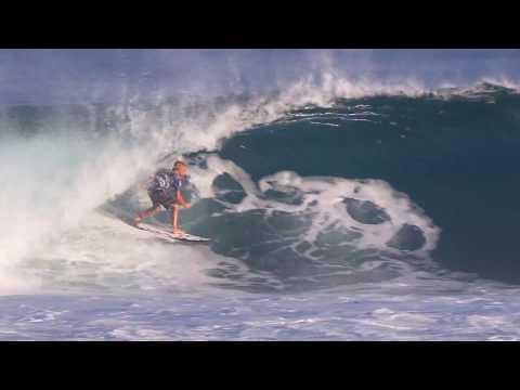 Endless Tube Time at Desert Point