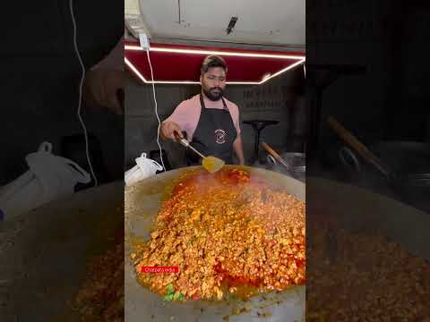 1 लाख मिलते है यहाँ खाना खाने पर #ytshorts #food #foodshorts #chickendishes #recipe #streetfood
