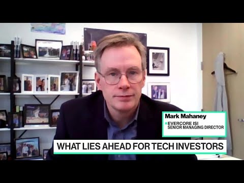 What Tech Investors Should Watch in 2023