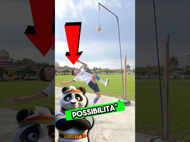 Ha provato la CRISTIANO RONALDO CHALLENGE 😱 #virale