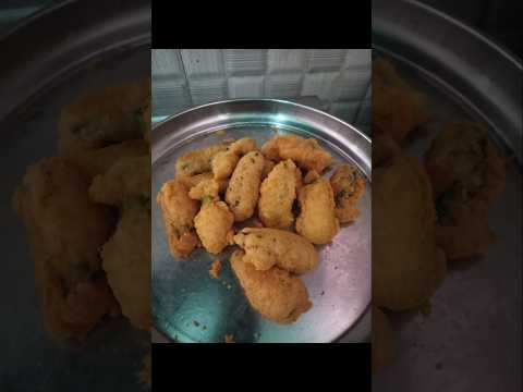 Crispy Kakarakaya bajji 👌😋 #kakarakaya #bajji #tasty #viral #trendingshorts