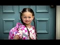 Mom has an ‘important talk’ with her young daughter about being respectful of others  - 01:35 min - News - Video