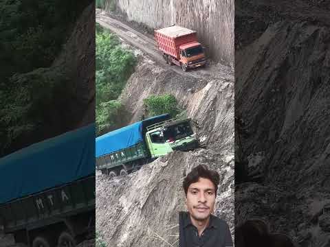 #automobile #offroad #excavator #mountains #driver #cutebaby #funny #shortvideo #shorts