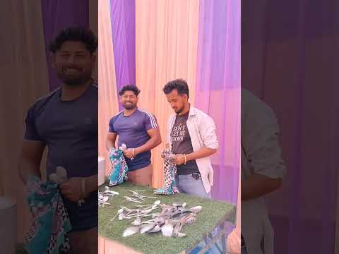 ਆਵਾਜ਼ਾਂ #song #love #punjabisong #food #sardarbande #punjabimusic #lovesongs