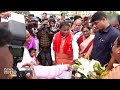 Santhal community members wash feet of Odisha CM-designate and Dy CMs-designate in Bhubaneswar - 04:22 min - News - Video