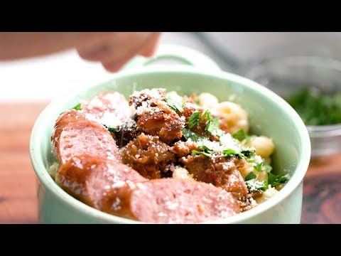 Meat Lovers Mac 'n' Cheese with Jason Fullilove | Chefs at Home