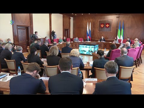 Владимир Уйба провел первое заседание нового кабинета министров