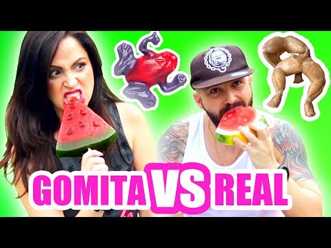 Comida de GOMA vs Comida REAL! Comer RANAS...OH NO! RETO - SandraCiresArt
