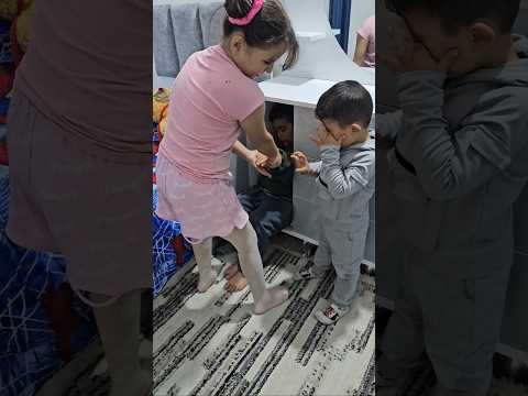 بلال علق بالخزانة😱😨#هبوش #فاميلي #بلال #آدم #haboshfamily