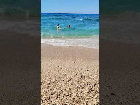 Anissaras Beach, Hersonissos, Crete🇬🇷 #beach #summer #travel #walker #sun #waves #crete #shorts #dji