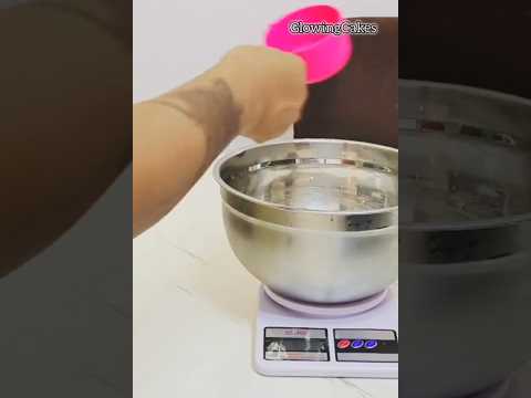 How to make a stable whipped cream icing #nigerianbaker #cake #howtomakecake #youtubeshort