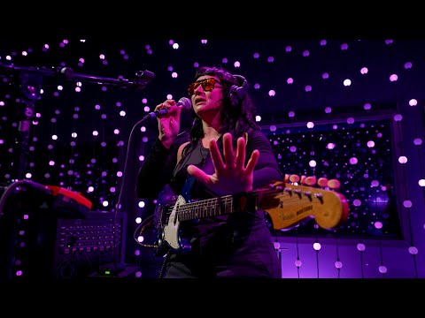 Frankie Rose - Minor Times (Live on KEXP)