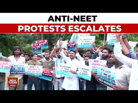NEET Result Controversy: Student War Against NEET, Protesting Students Not Satisfied With 'Answers'