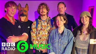 Fat Dog - Running (6 Music Live Session)