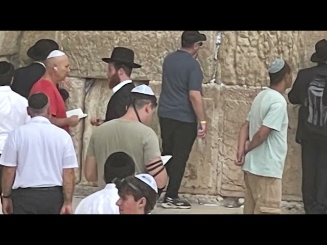 Outreach: Israel Awakens As The Gospel Explodes - Messianic Rabbi Zev Porat Reveals The Mystery