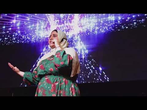 Speak with hands & communicate with heart | Sarrah Saphwat Elgohariiy | TEDxAssuitUniversity
