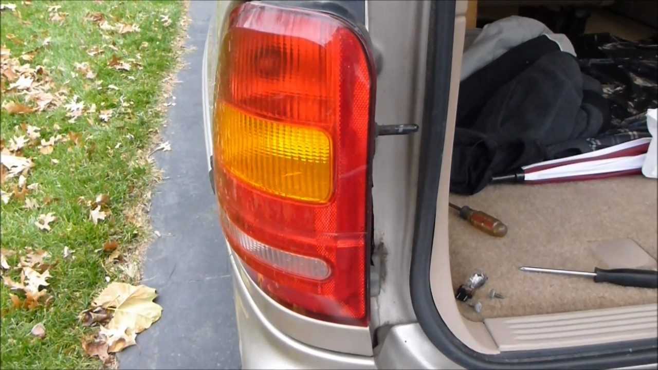 Ford windstar brake light bulb #4