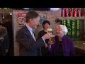 Yellen enjoys a beer made with American hops at a Beijing brewery  - 00:56 min - News - Video