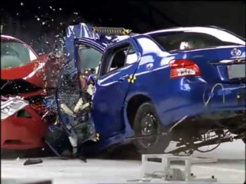 2008 toyota yaris sedan crash test #1