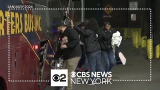 New York City adds 20 more shelters to migrant curfew