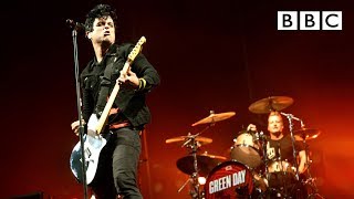 Green Day performs Boulevard of Broken Dreams at Reading Festival