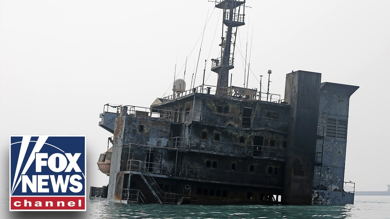 'DEAD MAN WALKING': Expert warns Iran's economy is heading toward COLLAPSE