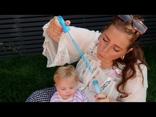 Dots first swing, a big garden catch up & a France holiday haul