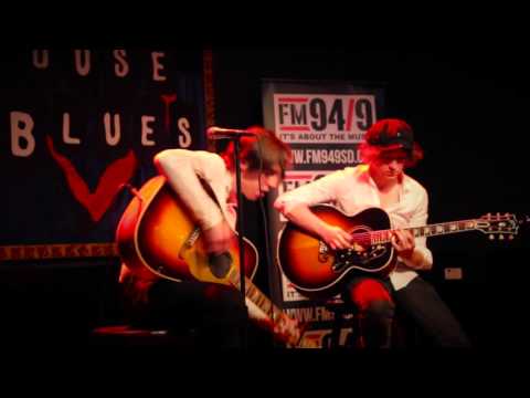 FM 94/9 Loud@ Catfish and the Bottlemen: Business