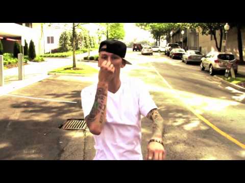 Machine Gun Kelly -