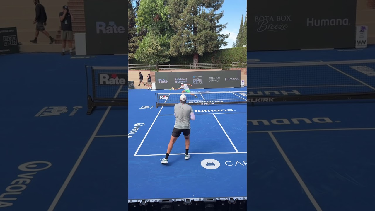 Number 3 pickleball player in the world, Connor Garnett, takes down Jack Sock 🔥