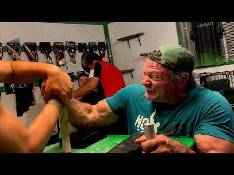Training sesh with Dad (Devon Larratt)