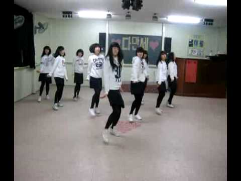 SNSD - Into the New World (remix) dance steps