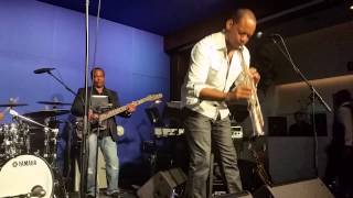 Jackiem Joyner Feat Adam Hawley live at Spaghettini