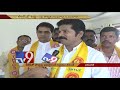 It is a Triangle love story; TDP loves BJP, whereas BJP loves KCR- Revanth Reddy