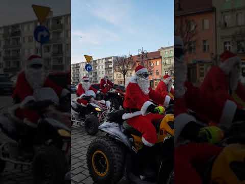 Kadr z filmu Do Chojnowa przyjechali Mikołaje 6.12.2018