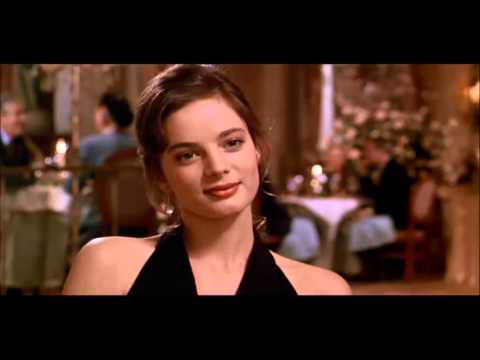 Fundamentos del Servicio: Perfume de mujer