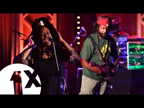 Soul II Soul - Back To Life (1Xtra Live Lounge)