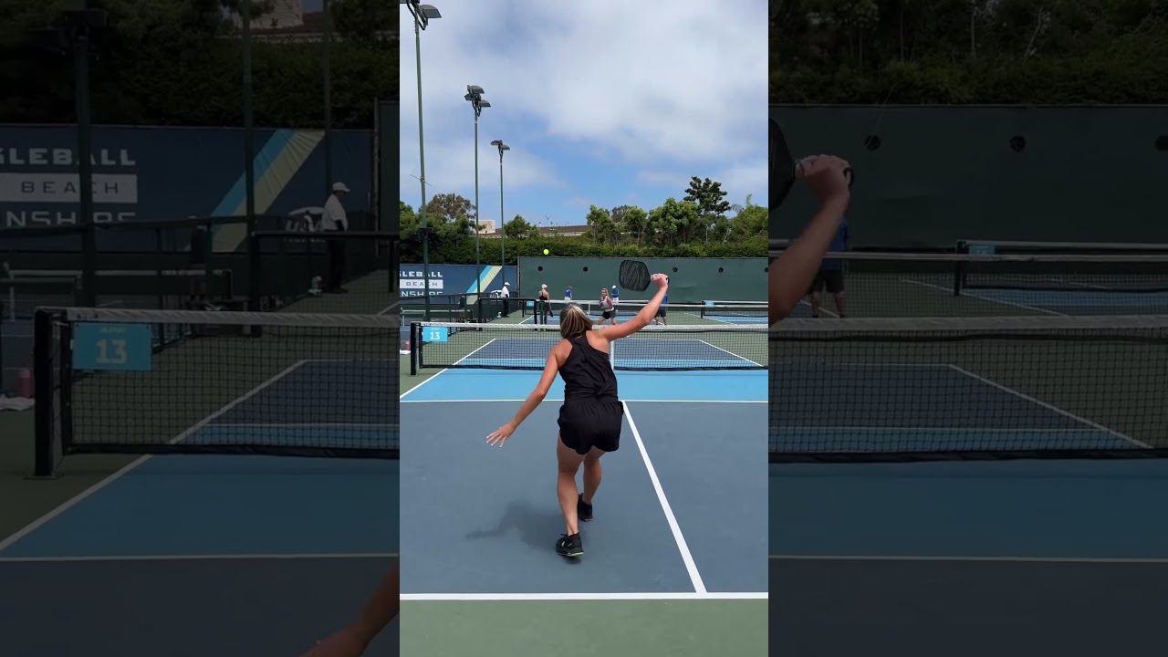 Now that’s how you dig yourself out of a tight spot 🤌🏼😮‍💨 #pickleball #shorts