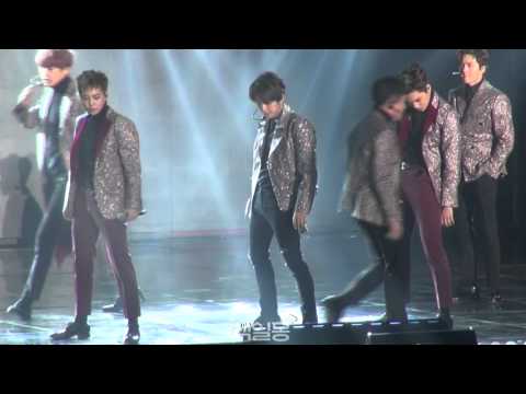 160217 가온차트 EXODUS 백현focus