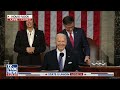 Biden swipes at Trump as he vows to stand by Ukraine  - 05:26 min - News - Video