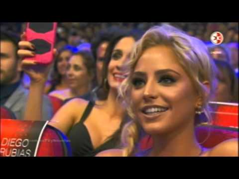 J Balvin - Ay Vamos / Ginza (Premios TV y Novelas 2016)