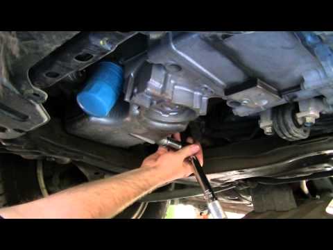 HONDA Civic 8 - Hybrid - Engine Oil Draining