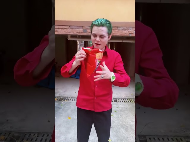The Clown And The Angel Are So Stupid! Do You Know How To Get Through #Clown#Angel#Idiot