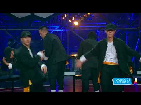 Luhan_Luhan's Team's Kungfu Dance Shocked the Whole Place
