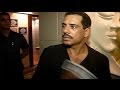 Robert Vadra loses cool and pushes mic away; threatens reporter