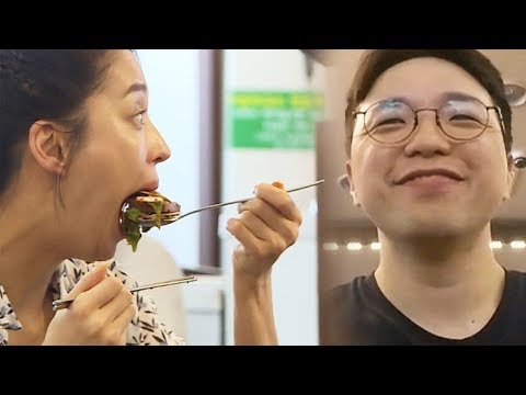 사랑꾼 신영수, 한고은 먹는 모습에 그저 행복♥ @동상이몽2 - 너는 내 운명 59회 20180827