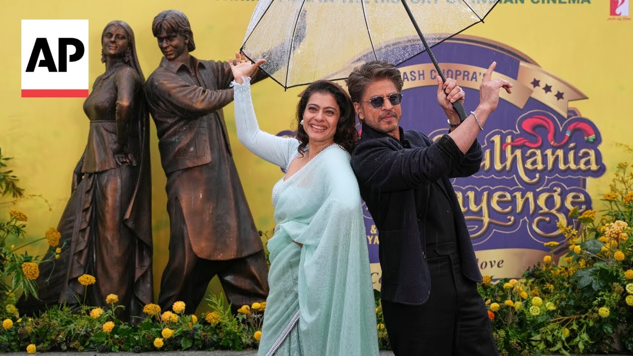 Shah Rukh Khan and Kajol unveil 'DDLJ' statue in London