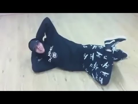 BT(roll)S: Jhope Pro Dance Edition (33)