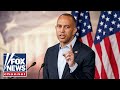 Hakeem Jeffries holds presser as government shutdown drags on